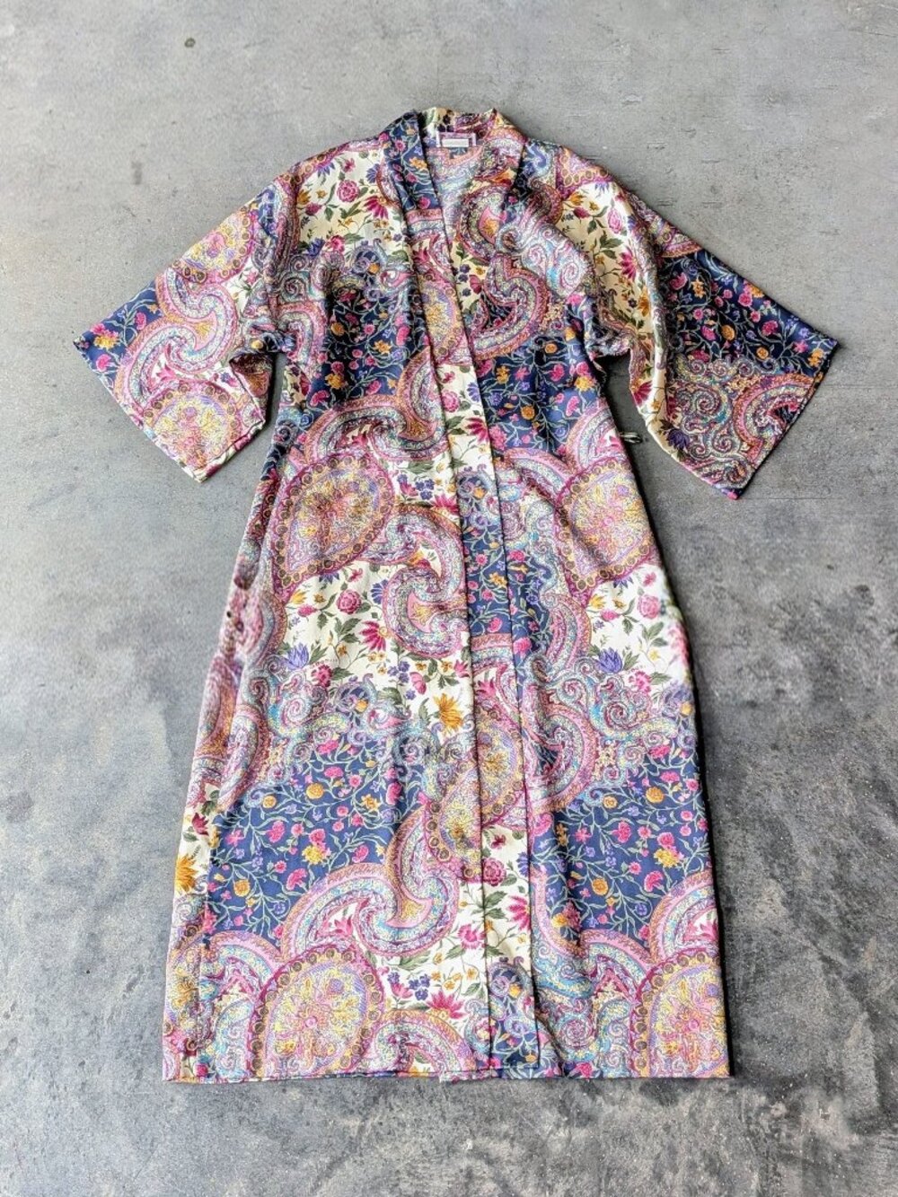 Vintage California Dynasty Colorful Paisley Satin Nightgown and Robe Set S/M - Picture 2 of 14